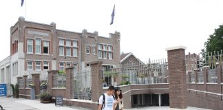 Verdwaald bij De Hallen