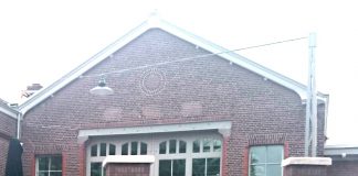 100 man nodig bij De Hallen