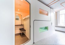 Hotel met slaapcabines bij Ten Katemarkt