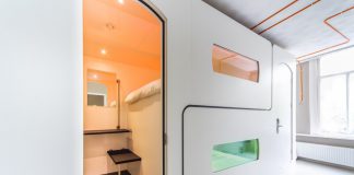 Hotel met slaapcabines bij Ten Katemarkt