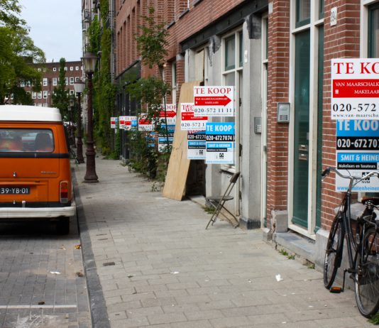 Huizengekte is helemaal terug