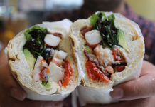 Broodjeszaak in kiosk Nassaukade