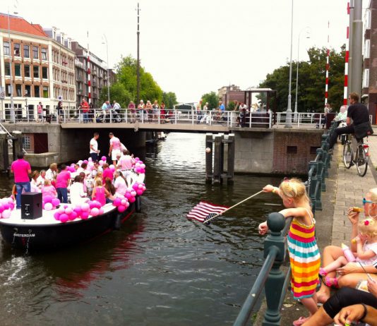 Gay Pride start met picknick