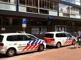 Minder politiebureaus in West