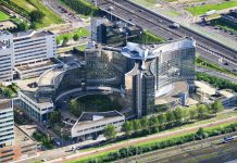 Groot hotel met casino op Sloterdijk
