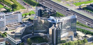 Groot hotel met casino op Sloterdijk