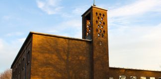 Optimisme over woningen in kerk