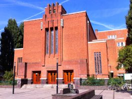 Jeruzalemkerk helpt bij inzamelen voedsel voor minima