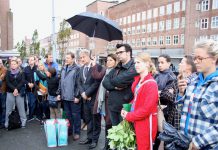 Burgemeester Van der Laan legt taken neer