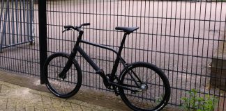 Burgemeester sluit fietsenwinkel