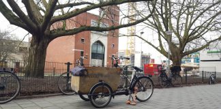 Woningen en foodtruck op August Allebéplein