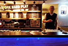 Voetballen zonder bardienst