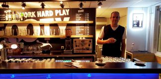 Voetballen zonder bardienst