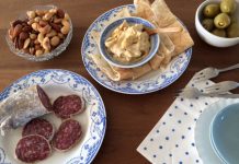 Borrelhapjes op Ten Katemarkt