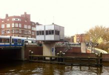 Hotel in vijf brugwachtershuisjes