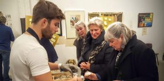 Feestje der democratie in De Hallen