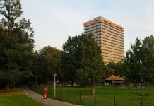 Curling op het dak Ramada Hotel Rembrandtpark