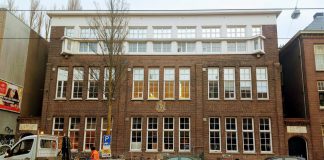 Statushouders in scholen schoolgebouw Admiraal de Ruijterweg, Bos en Lommer, Amsterdam