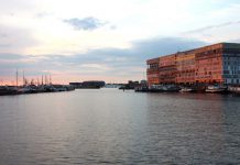 Schepen Oude Houthaven blijven