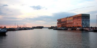 Schepen Oude Houthaven blijven