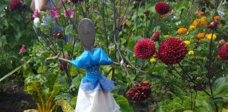 Plein met fontein in Rembrandtpark