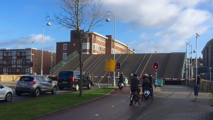 Beltbrug Jan van Galenstraat Amsterdam