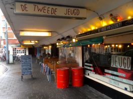 Broodredders moeten weg uit Jan Eef Tweede Jeugd in de Jan Evertsenstraat
