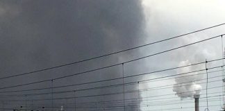 Ramen dicht vanwege grote brand havengebied