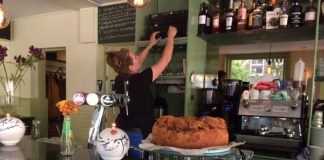 Eten zonder poespas bij Meneer van Loon in De Baarsjes