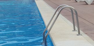 Antieke zwemtrofee nog steeds weg