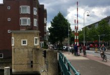 Bruggen dicht vanwege hitte