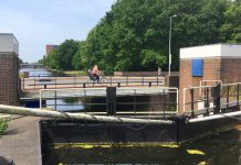 Sluis weer open: kortere vaarroute naar Sloterplas
