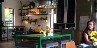 Anti-katerbrunch bij restaurant Strangelove