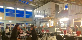 Oesters en jenever slurpen bij Hotel Buiten