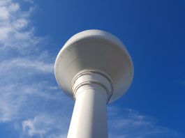 Watertoren wordt mega-lampion