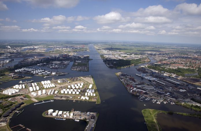 Press-release-New-Feadship-facility-04