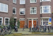 Stadsdeelbestuur wil toch vergunningen voor studentencomplex in binnentuin