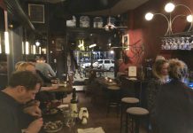 Gruwelijk lekkere ballen bij café Cómodo