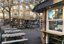 Horeca ontdekt pleintje Van Hallstraat