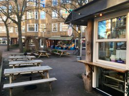 Horeca ontdekt pleintje Van Hallstraat