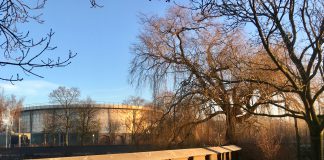 Duizend zonnepanelen op dak Gashouder