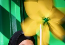 Kinderen ontwerpen lichtgevende kunst voor Kolenkitbuurt