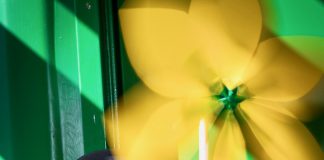 Kinderen ontwerpen lichtgevende kunst voor Kolenkitbuurt