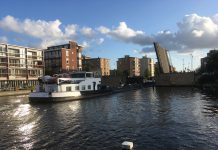 Bruggen Kostverlorenvaart niet open vanwege hitte