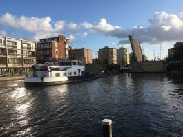 Bruggen Kostverlorenvaart niet open vanwege hitte