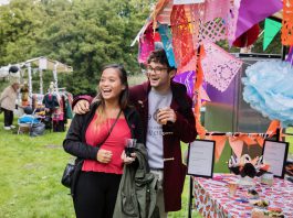 Sociaal foodfestival Heel Mokum Kookt! in Erasmuspark