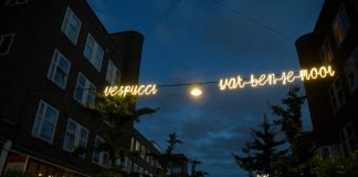 Lichtslingers in de Vespuccistraat