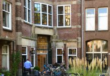 Parkeerplek bij Vondelpark: 100.000 euro