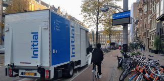 Slimmer laden en lossen op de Overtoom