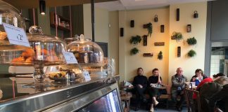 De legendarische taarten van Baksels vind je nu in de Kinkerstraat